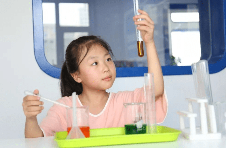 物理博士开直播 教小学生学物理 网友 好像听懂了又好像没懂 教育 中国启蒙教育