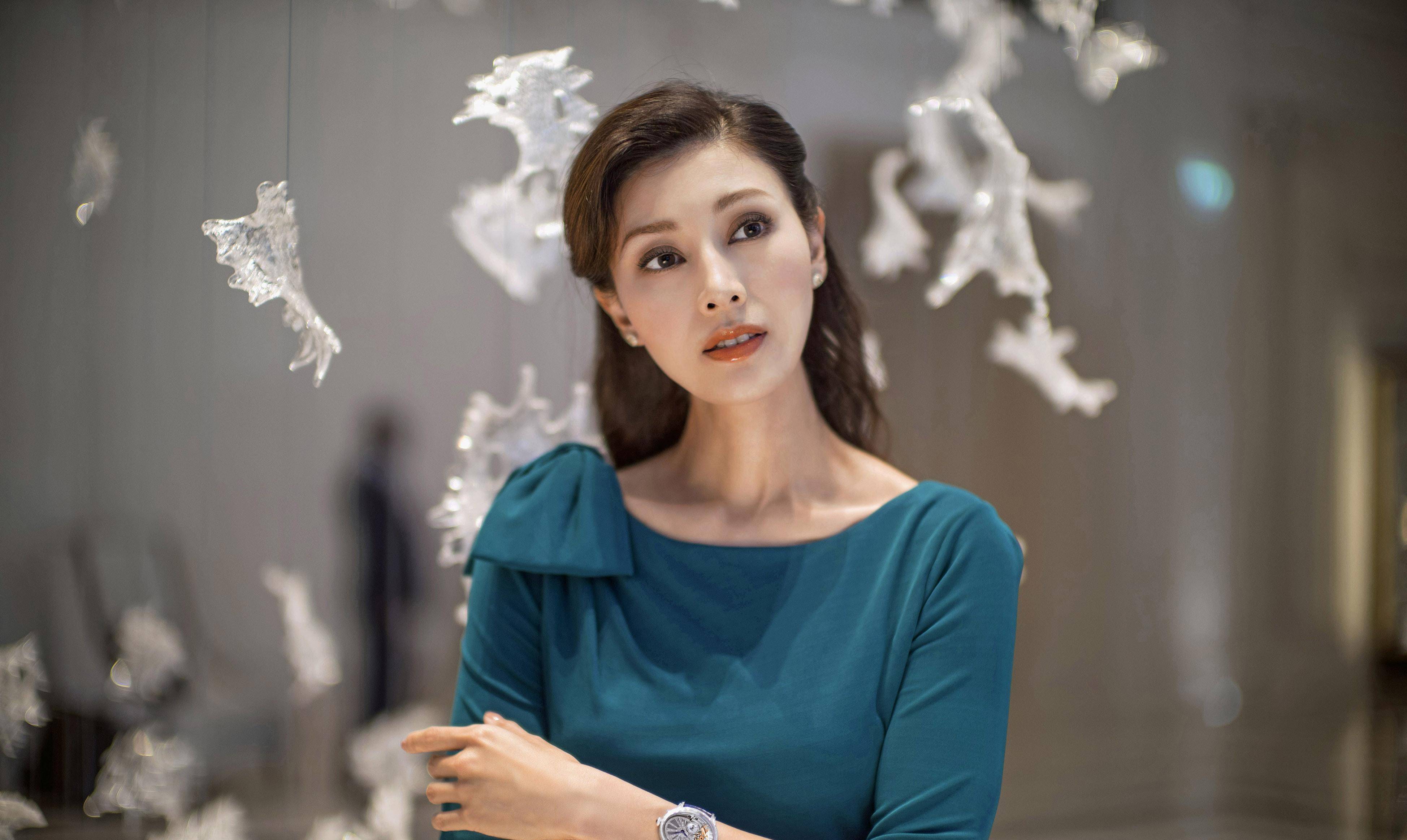 原创39岁徐子淇为何会成为李兆基的千亿儿媳离不开这四点原因