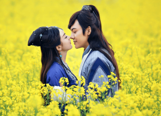 三色堇第一季土剧 fe38ee79056b4566b6cc7e2a9afa2915.png