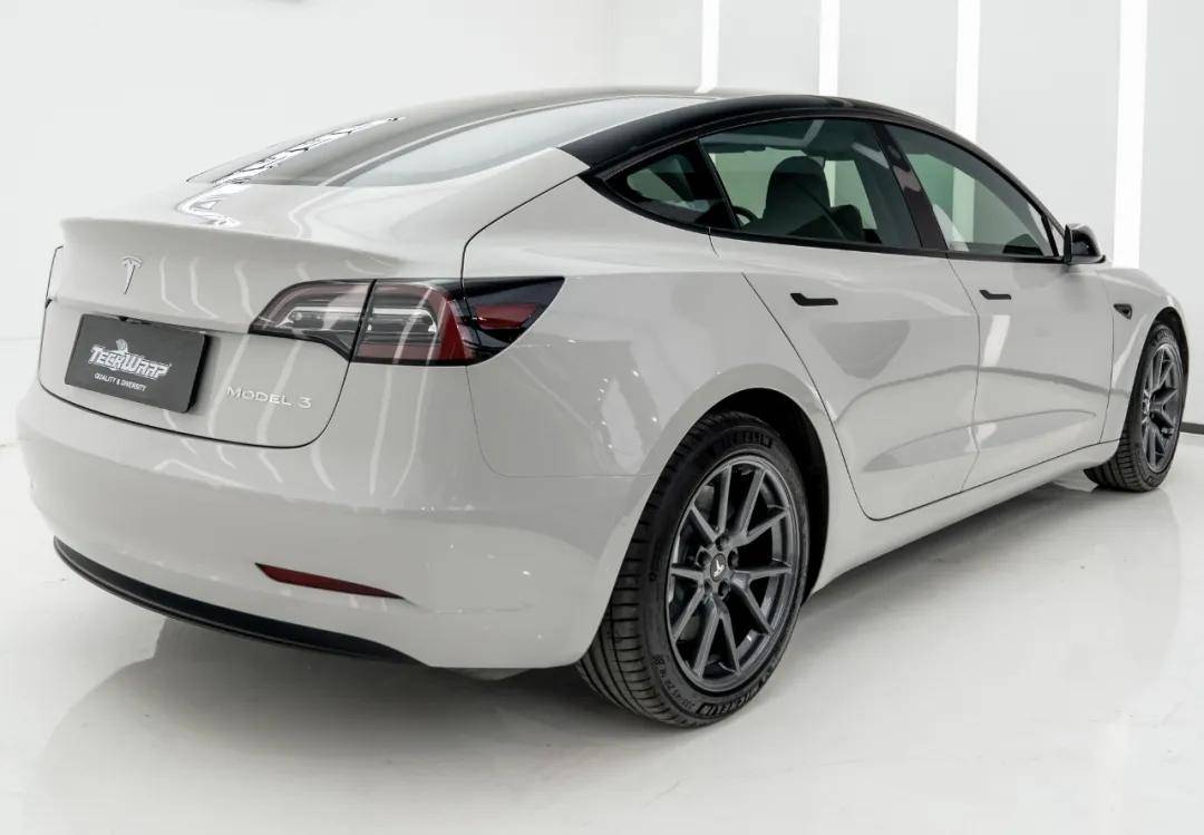 特斯拉model3贴改色膜火山灰典雅大气很惊艳