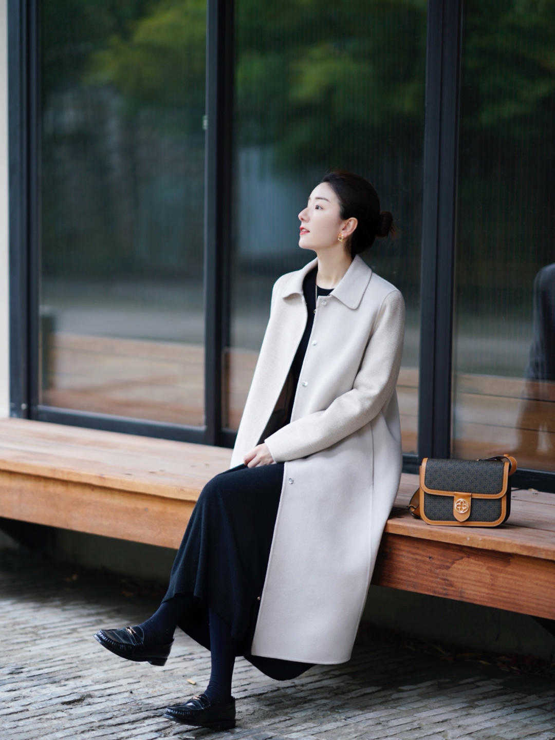 颜色 冬天穿大衣不要将就，试试这几款，简约利落又高级，照着穿准没错