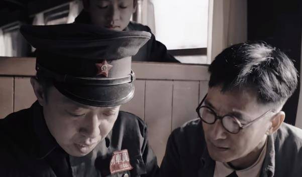 第六集是《173米》,张云龙,刘帅良主演,主要讲述胡麻岭隧道的故事,意