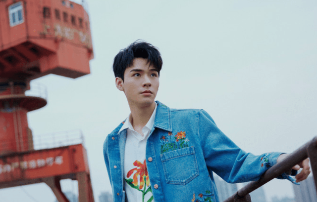 官宣|龚俊新剧官宣，演过多部女一剧的吴宣仪，竟甘愿去演女二