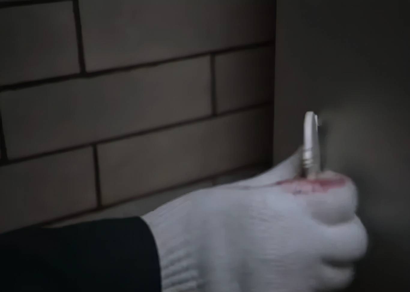 父亲|《谁是凶手》沈雨被玩弄于鼓掌间?凶手是有血指纹的照相机老板?