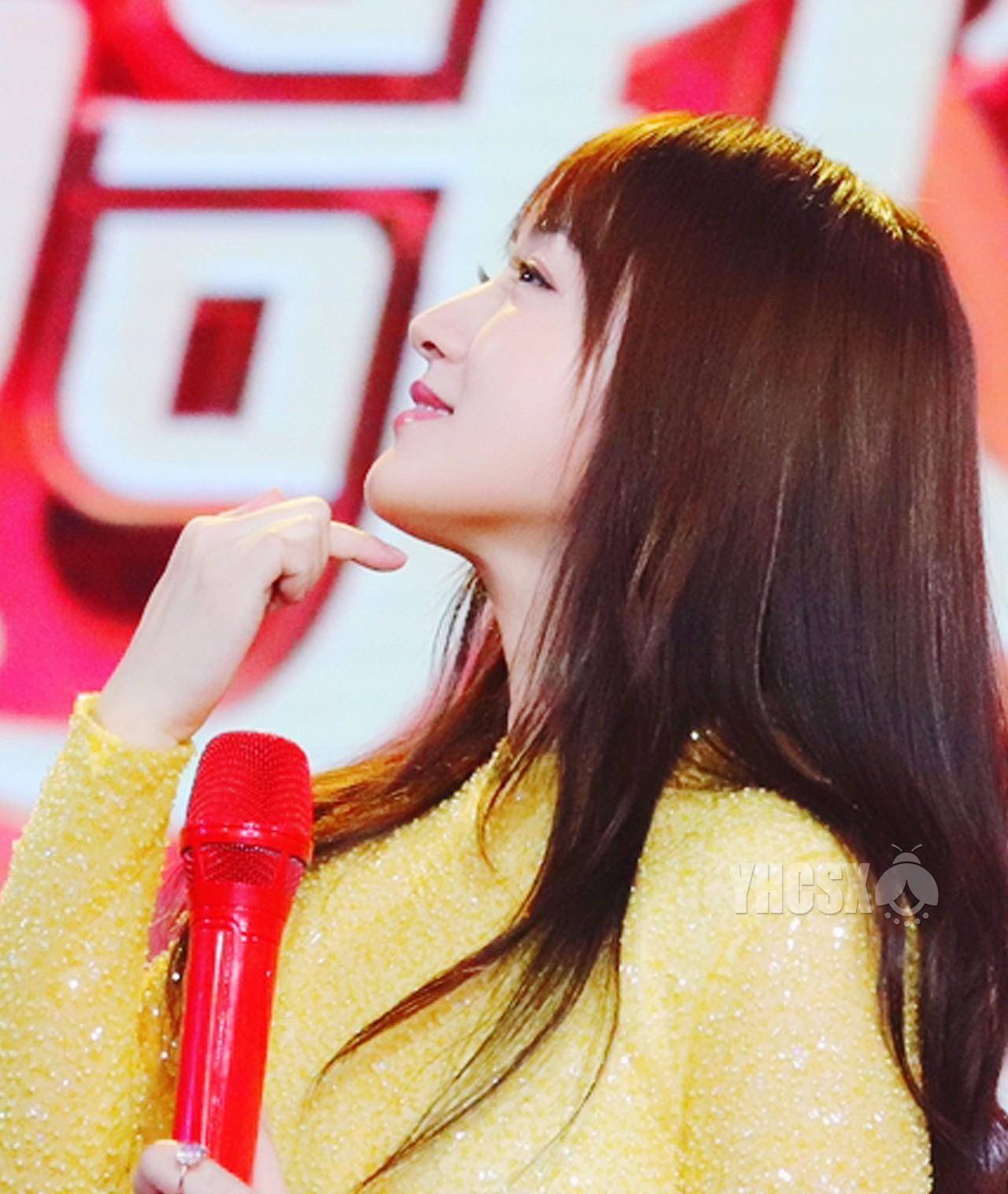 标准|杨钰莹最满意自己五官哪一处?一组近照,诠释什么叫完美侧颜杀