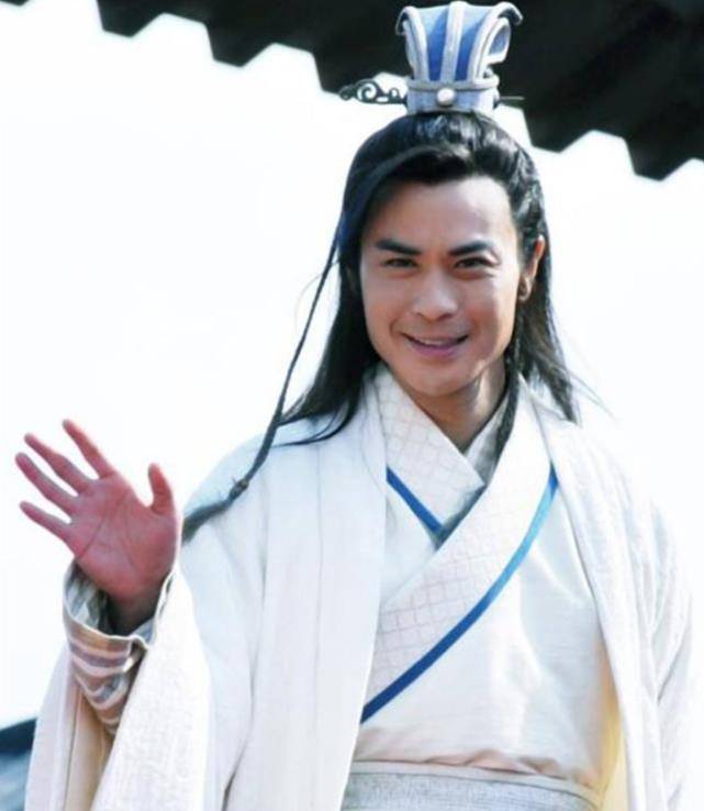 口碑|演员扮嫩有多毁口碑？黄晓明被喷成“筛子”，张鲁一跌落神坛