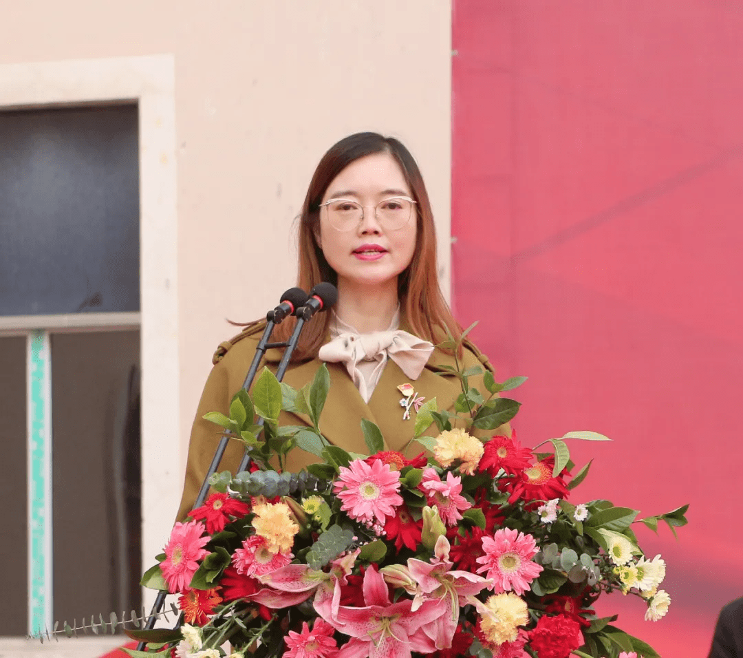 南阳市卫健体委三级调研员齐祖宏,南阳市眼科医院院长马玉红,书记王