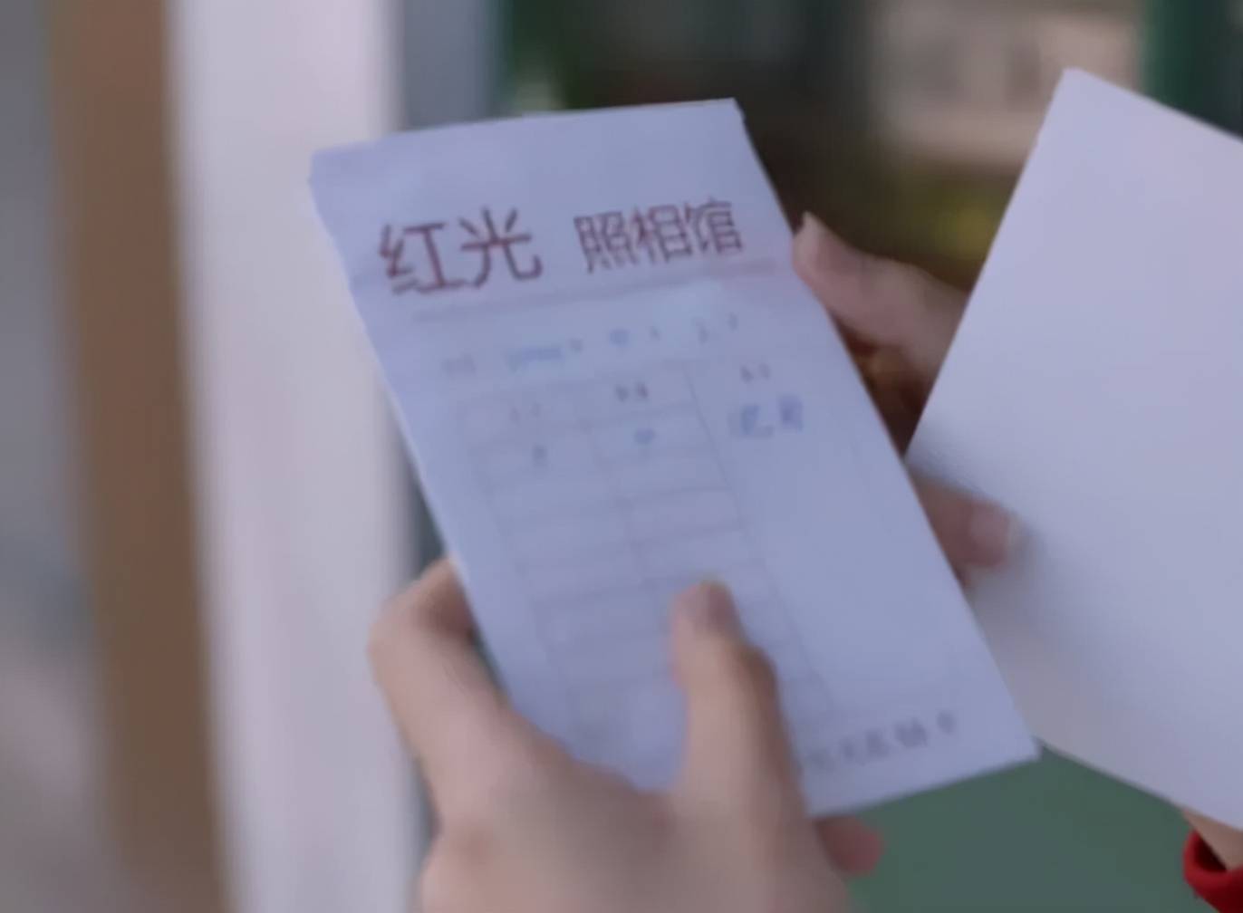 父亲|《谁是凶手》沈雨被玩弄于鼓掌间？凶手是有血指纹的照相机老板？