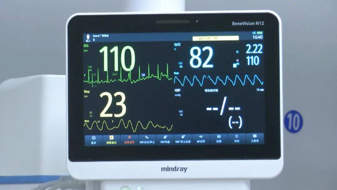 全身|女子高处坠落，全身多处骨折、脏器破裂！扛过最危重阶段，却被困在康复之路…