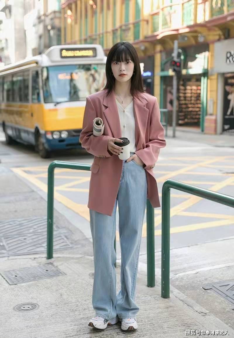 冬日 韩系女主的冬日穿搭，时髦又那么别致，照着穿养眼又很显气质