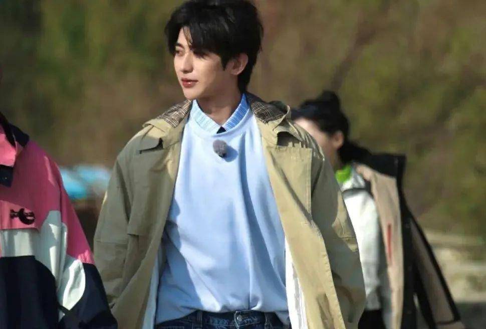 杰尼|《奔跑吧》还要办？baby郑恺疲态不爱说话，蔡徐坤走后没看头