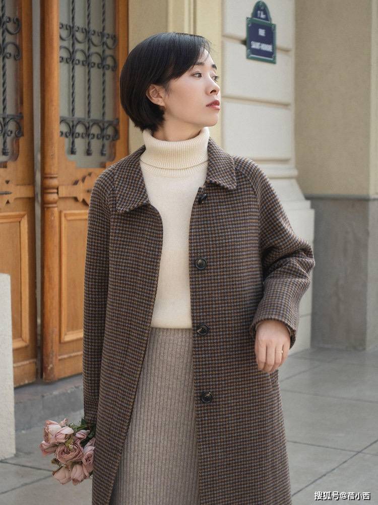 垫肩 “高级感”大衣长啥样？看看这5款价格不一定贵，会搭配才是关键