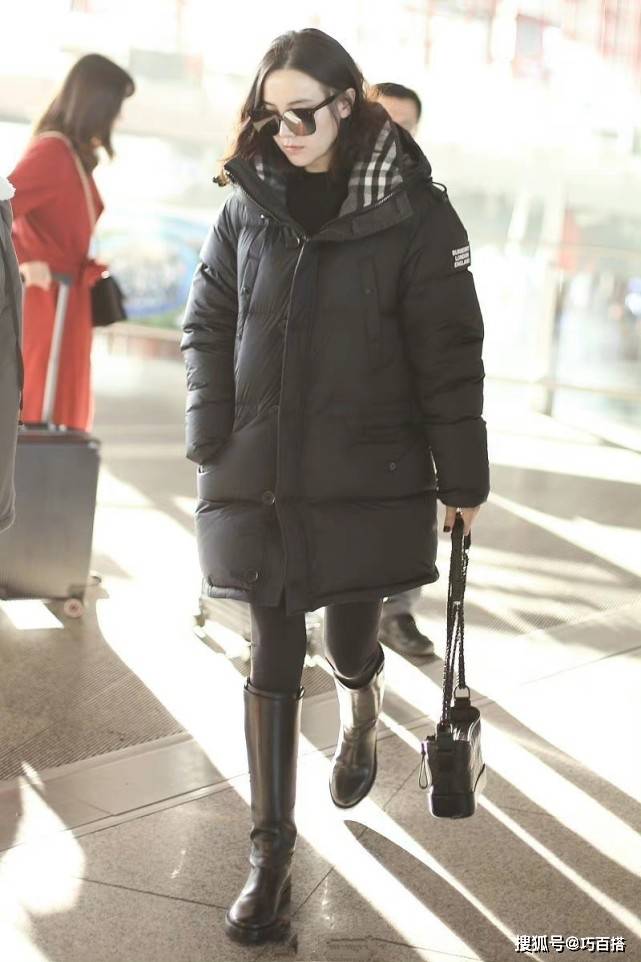 宋佳 好久不见的宋佳终于来喽!机场私服穿搭又酷又保暖,格调真高级