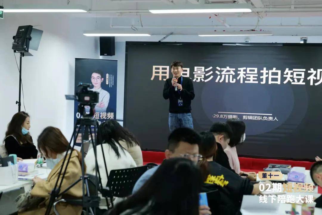 人物|剪辑师这条路,对他来说并没有越走越窄_视频_后期_帅帅