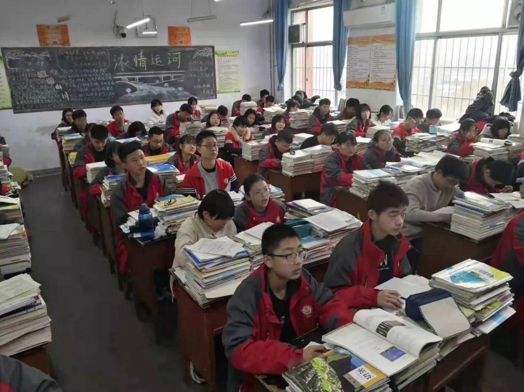 河北衡水郑口中学举行青年教师全程式汇报课评课活动