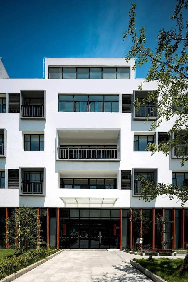 养老多层住宅建筑设计:上海赵巷康宁养护院案例