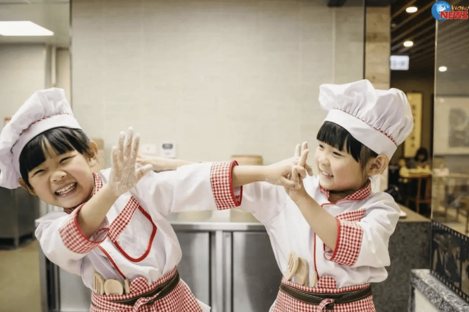 就像在《麦咭小厨》这部综艺中,辛巴和爸爸之间发生的事.