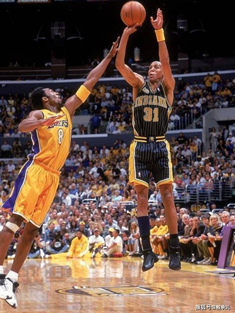 雷阿倫|278場(chǎng)常規(guī)賽命中不少于5個(gè)三分球！庫(kù)里沒(méi)超越雷阿倫仍創(chuàng)紀(jì)錄