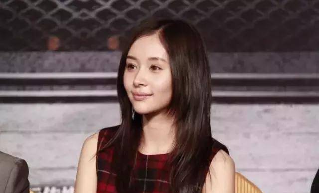 长发短发丑,长发才是王道?别逗了,这10个女星教你什么是可盐可甜