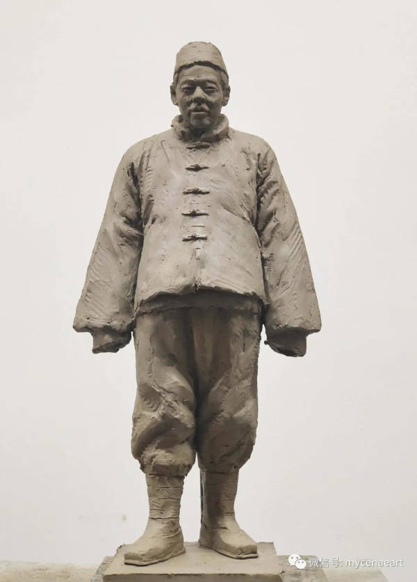 憨傻之三丨田跃民雕塑作品欣赏泥稿