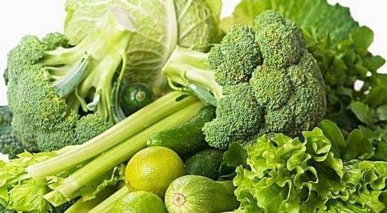 肝脏|肝好不好，看脚就知道，若没有这些变化，说明肝很干净