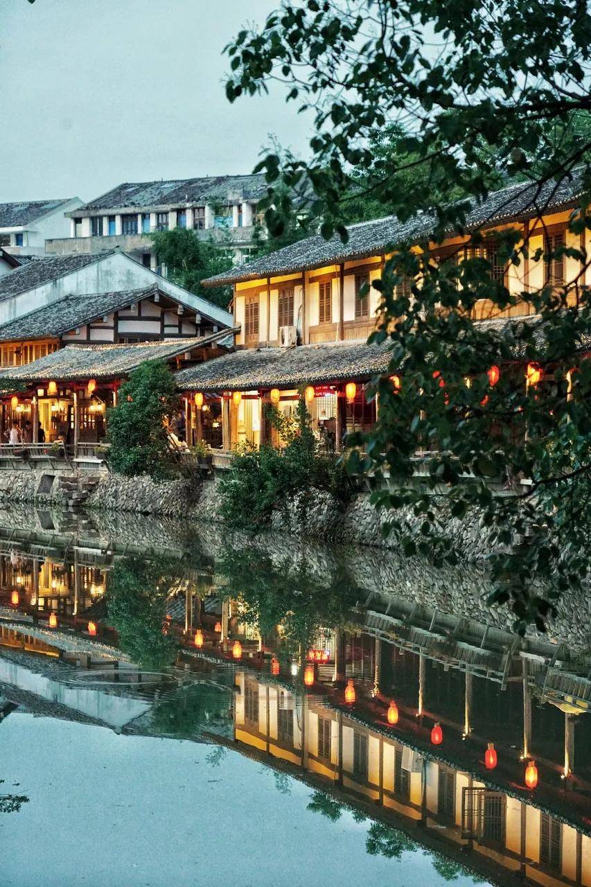 这座被有钱耽误的江南小城美得让人意外安逸到不想离开