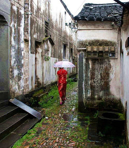 江西一個江畔古村,有煙雨江南般的雨巷,古樸清幽充滿詩意_贛江_泰和縣