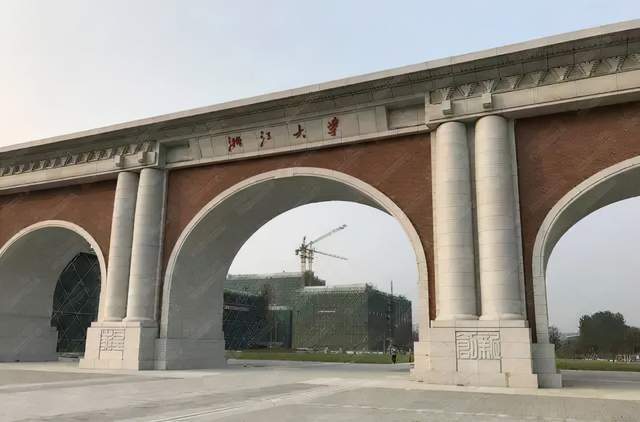 2021中国十大丑陋建筑网友丑出天际有点害怕
