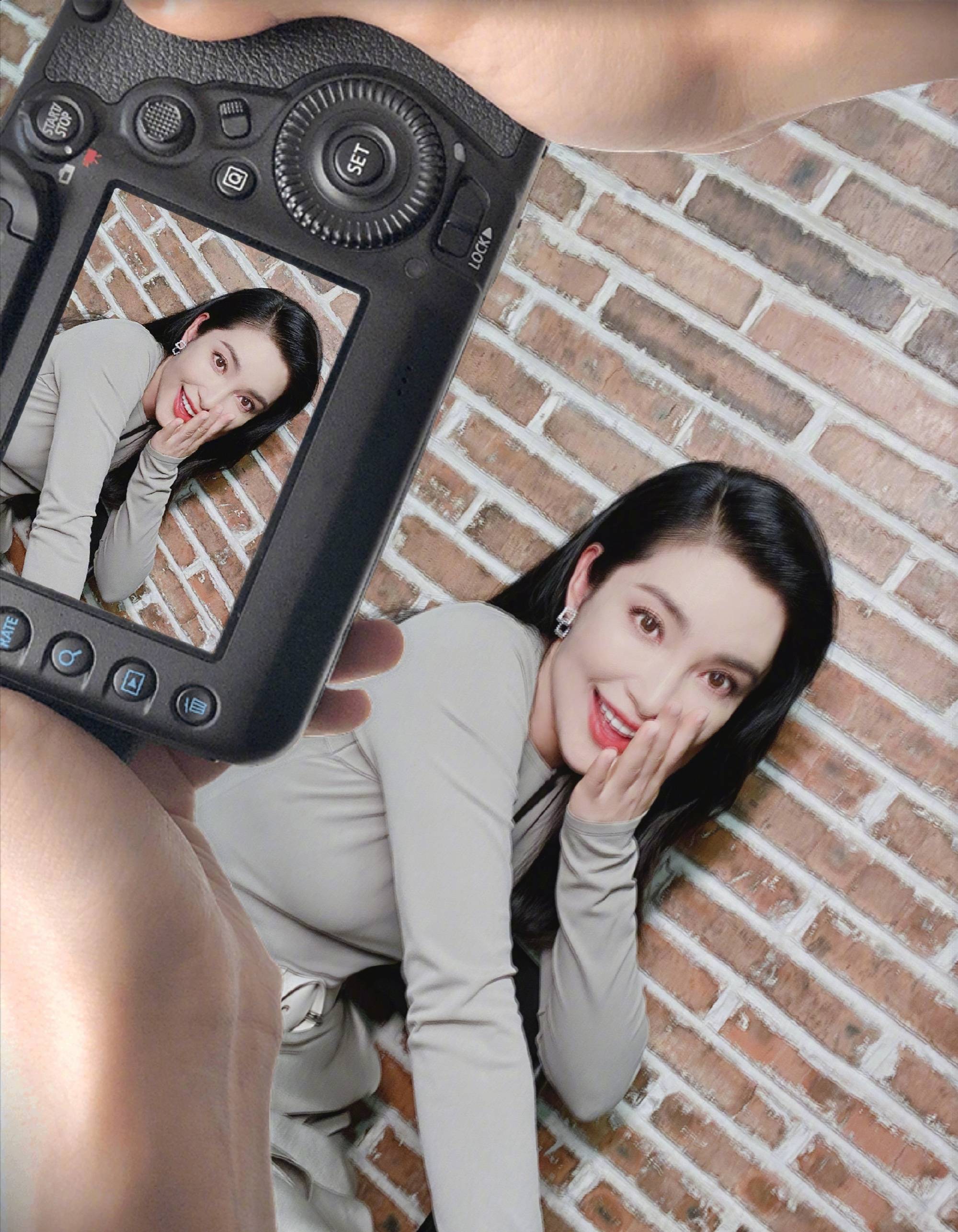 李冰冰晒自拍皮肤白又嫩美得太绝了