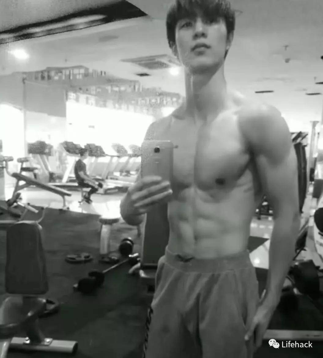 教练|上海教练因肌肉太大遭女生嫌弃，男生：好羡慕，想要