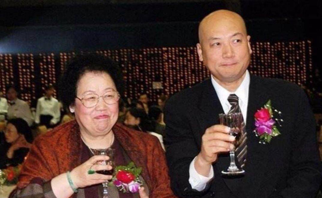 扮演者|迟重瑞拍完《西游记》，和陈丽华领证结婚，对方却提出三条规矩