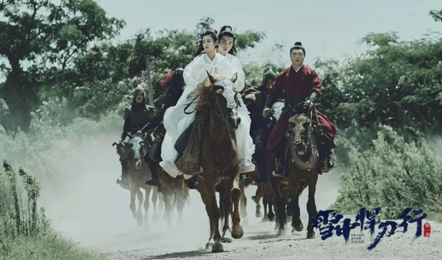 唐艺昕|夫妻霸榜，张若昀《雪中悍刀行》，唐艺昕《小敏家》，你选哪一个