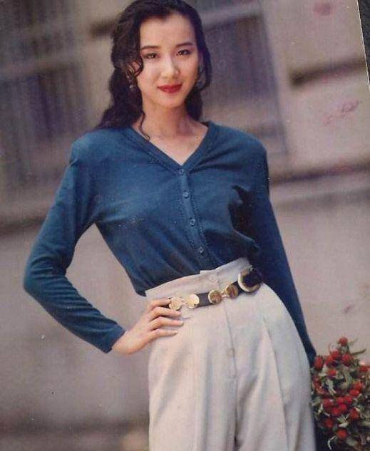 名字这些同龄女星都曾是绝世美人,有人整容后遗症像妖怪,有人美到老