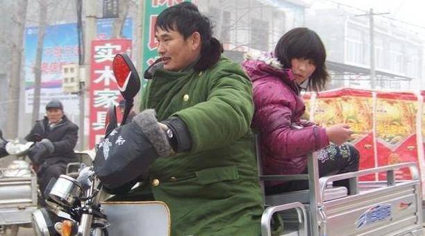 fe9fbdfc24bb47e283ff84e05cd04859.jpeg
