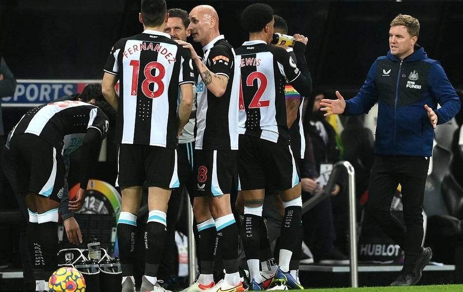 比賽|3-1！利物浦迎隊史頂級聯(lián)賽第2000勝！近8戰(zhàn)全勝英超爭冠緊逼曼城