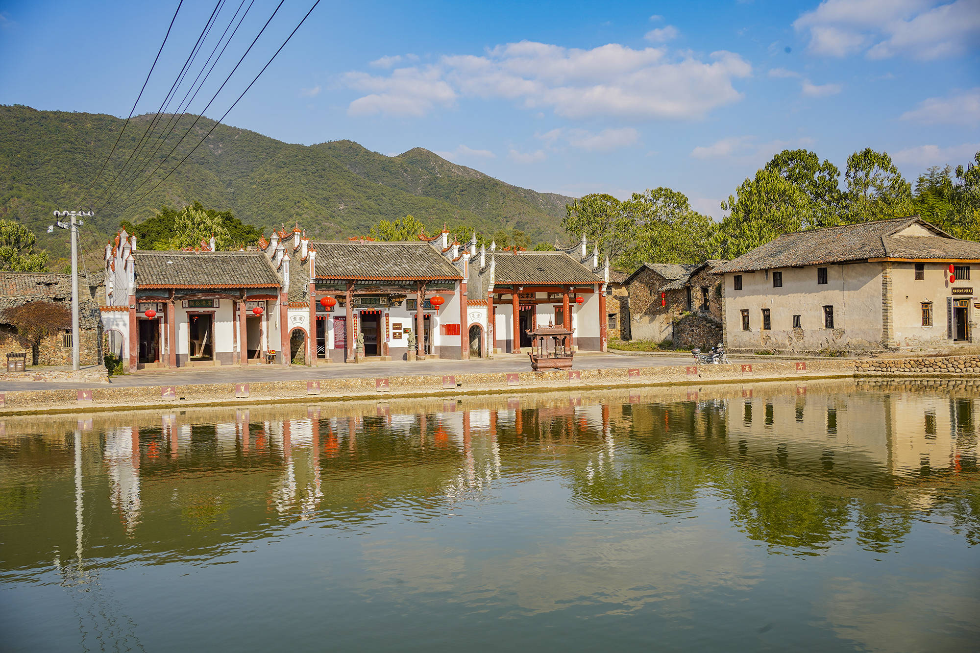 原创赣南唯一的红军烈士遗孀不相信丈夫已牺牲老人所在的村子很美