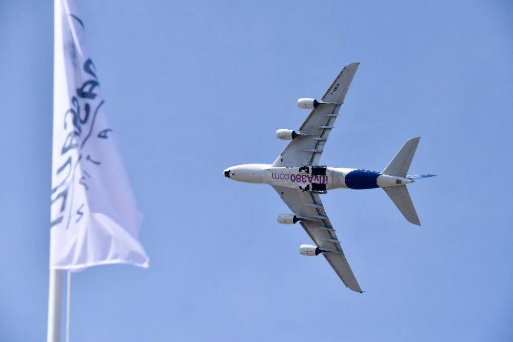 空客|交付最后一架！“空中巨无霸”空客A380客机停产了