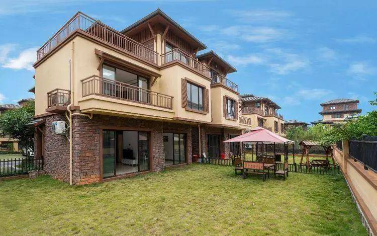 湾区西岸#佛山#高明《美的鹭湖》最新更新_售楼中心谈房价走势