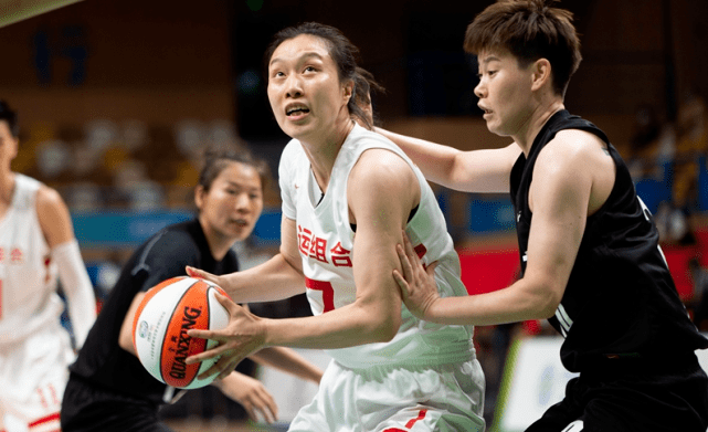 原创17连胜常规赛登顶四川女篮新阵容扬威决赛若对内蒙胜算几何