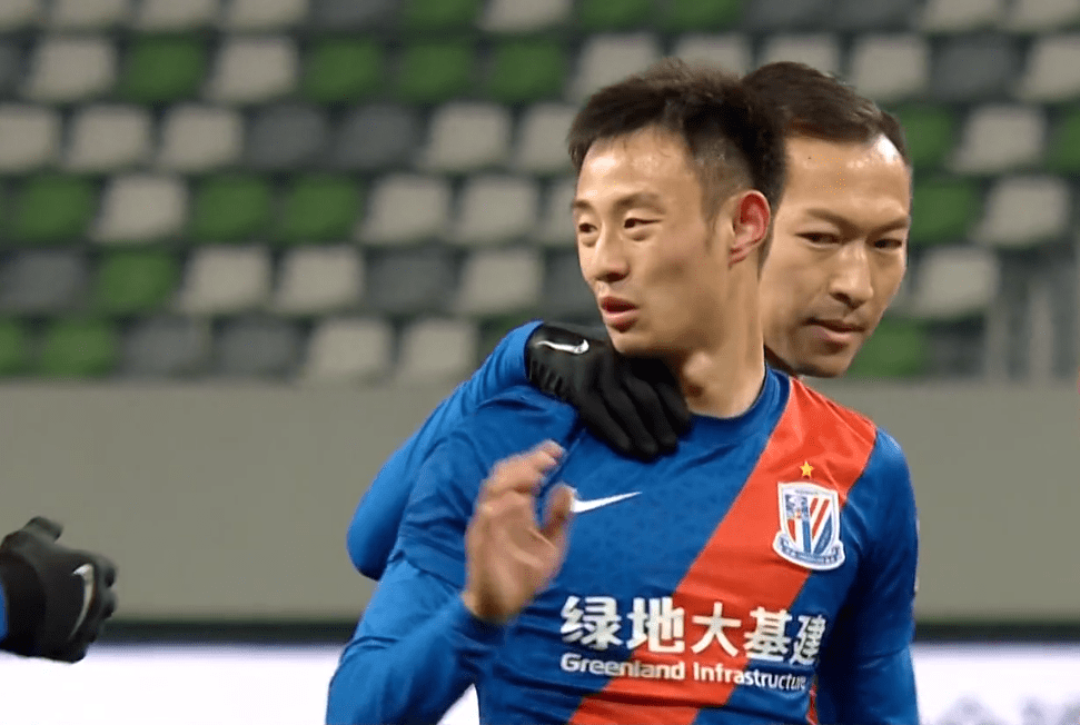 比赛|4-1！申花提前保级，张外龙明智“缴枪”，三支球队应效仿