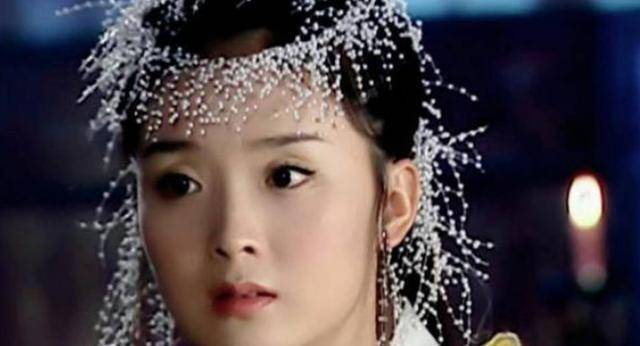 张静初|当年剧组没钱打首饰,女演员头戴“满天星”,却像极了森林小精灵