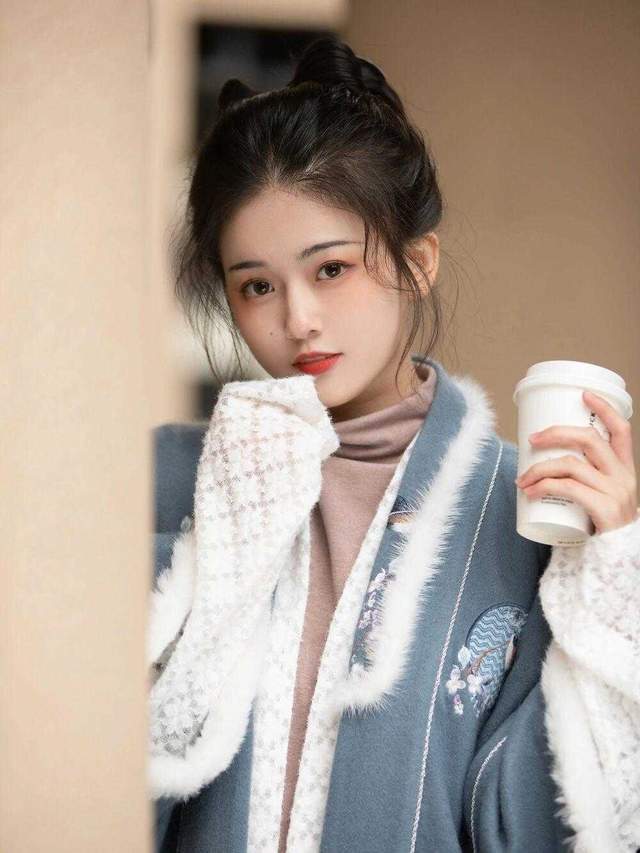 衣领 汉服元素衣服“火”了，穿上让你提升气质又温婉，美出了新高度