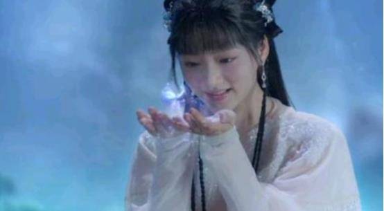 因为|《玉骨遥》剧组发新照,女主玉骨发簪惹眼,肖战之前也用过