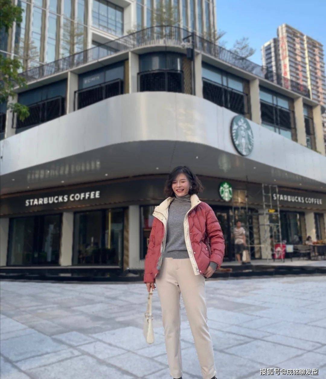 雷区 五六十岁的女人穿羽绒服,这三个“雷区”不能踩,影响气质又显矮