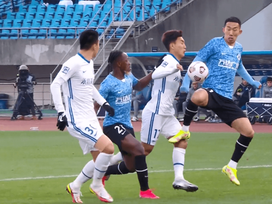 1|中超格局深度分析，泰山隊(duì)最快奪冠時(shí)間浮現(xiàn)，兩隊(duì)還能阻擊海港