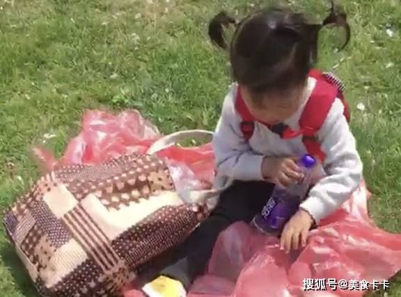 宝爸|幼儿园老师让准备一次性桌布，一位爸爸准备的桌布火了