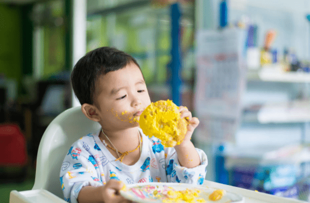 面包|8090后难忘的童年糕点，鸡腿面包太怀旧，花朵蛋糕直接“封神”