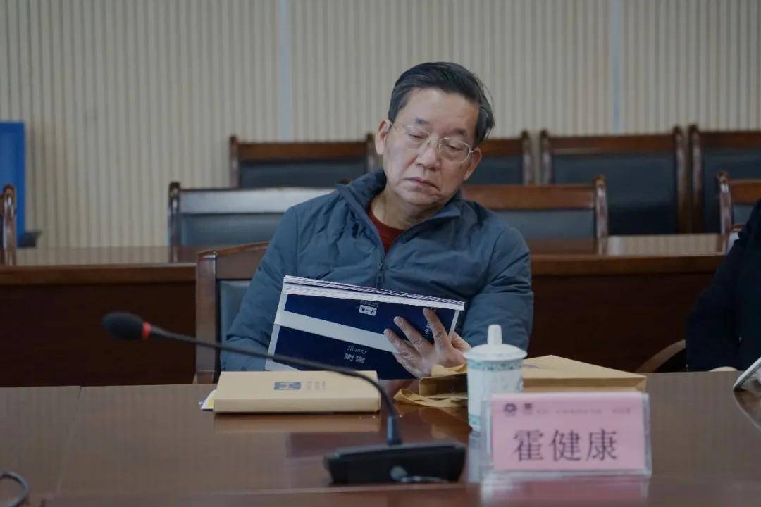 督学进校园 指导促发展 | 国家督学霍健康一行莅临贵阳市普瑞学校指导