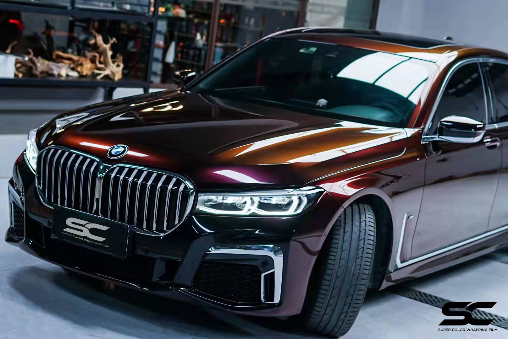 sc改色膜:宝马7系改色pet黑魅红_贴膜_案例_色彩