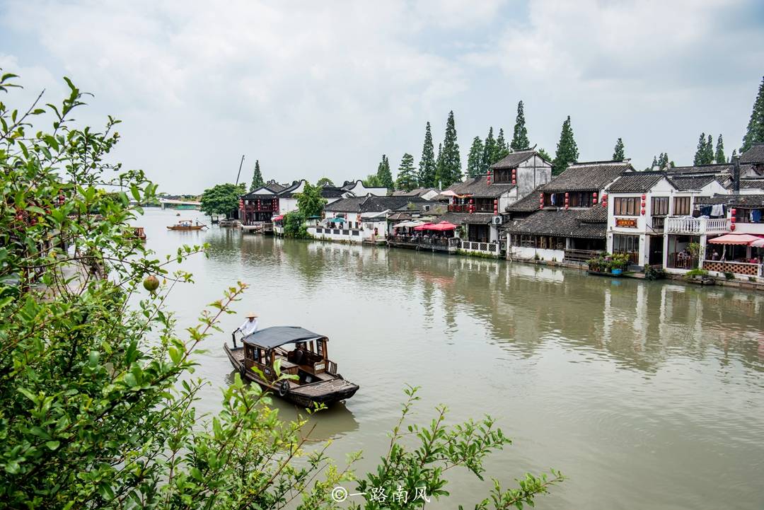 马文卿|上海一日游好去处，外围免费，地铁直达，景色不输周庄乌镇西塘